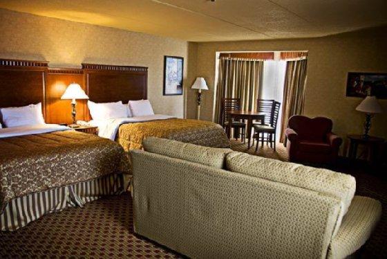 Quality Inn & Suites Bay Front Су-Сент-Мари Экстерьер фото