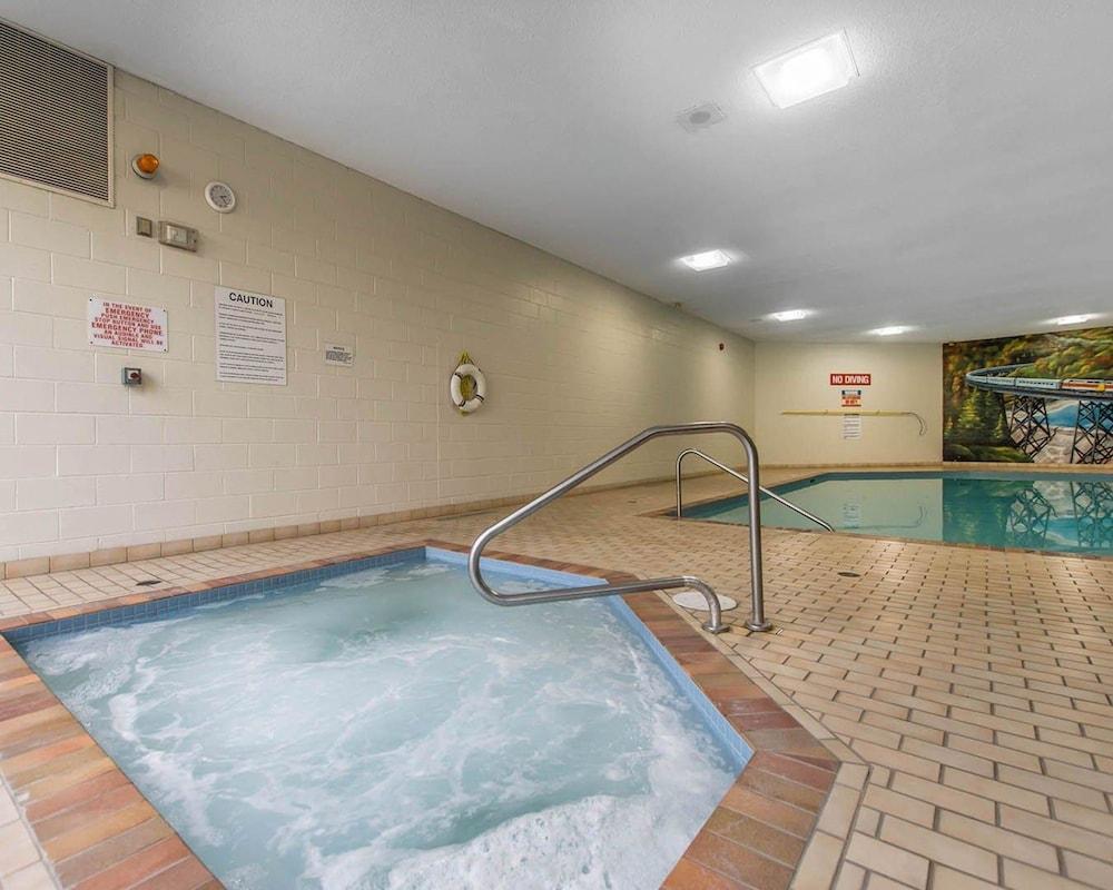 Quality Inn & Suites Bay Front Су-Сент-Мари Экстерьер фото